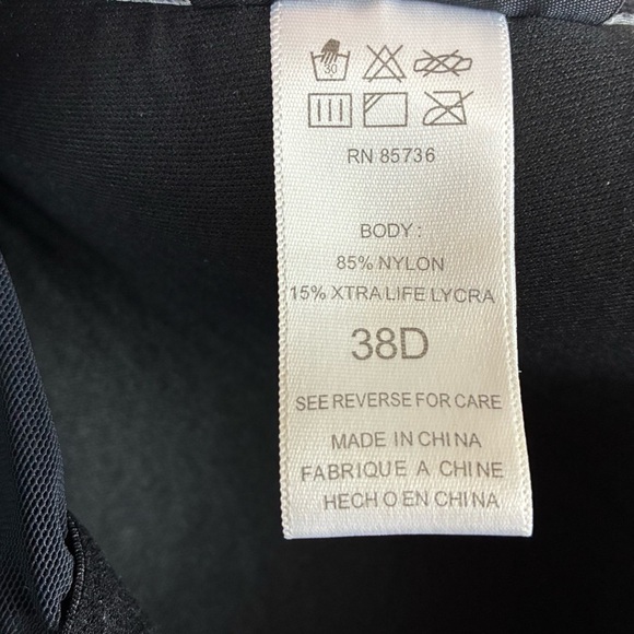 CoCo Reef Black Botanical Print Tankini with Built in Underwire Bra - Picture 14 of 14